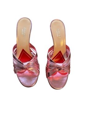 Gucci Metallic Pink Knotted Heels - Size 35 1/2